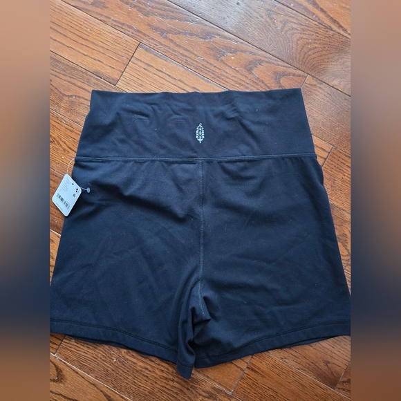 NWT FP Movement Never Better Bike Shorts~Black - Picture 7 of 8